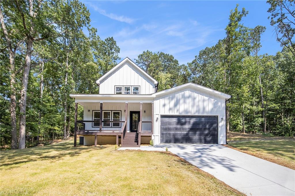 3220 Sweetbriar Dr.