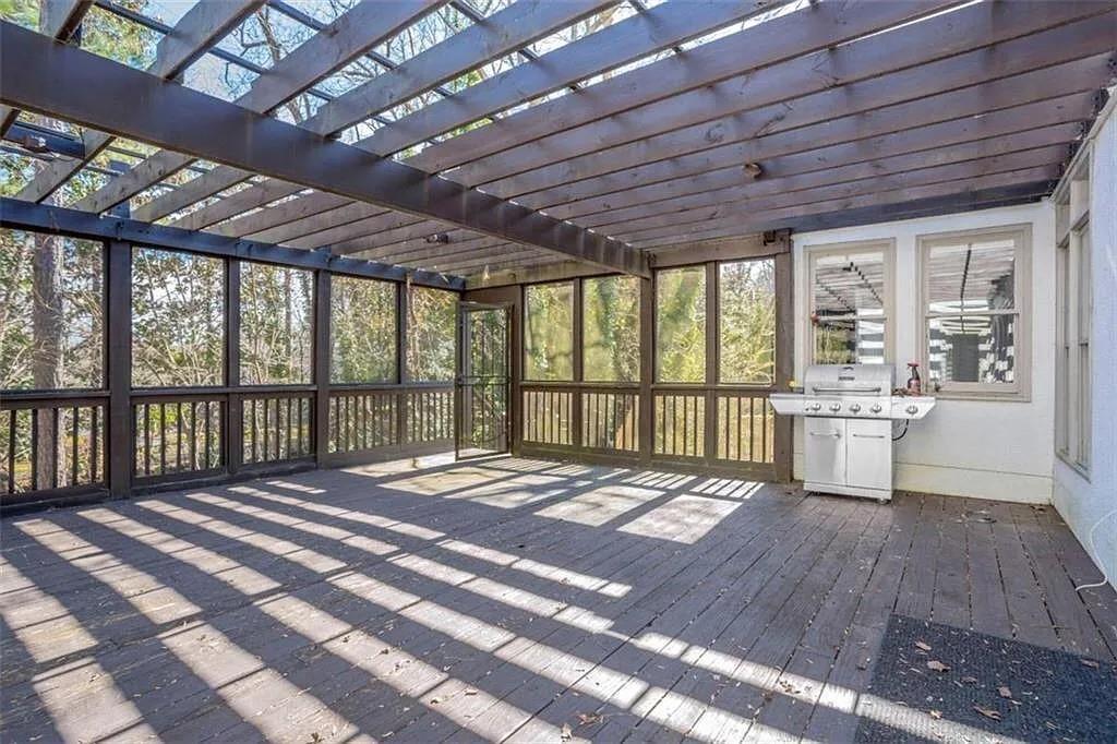 255 Northland Ridge Trail, Atlanta, Georgia image 43