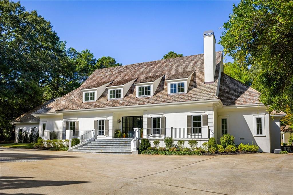 3835 Paces Ferry Road NW