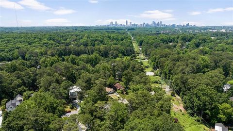 Single Family Residence in Brookhaven GA 1186 Kingsley Circle 60.jpg