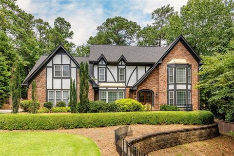 Photo of 7765 Dunvegan Close, Sandy Springs, GA 30350 (MLS # 7619214)