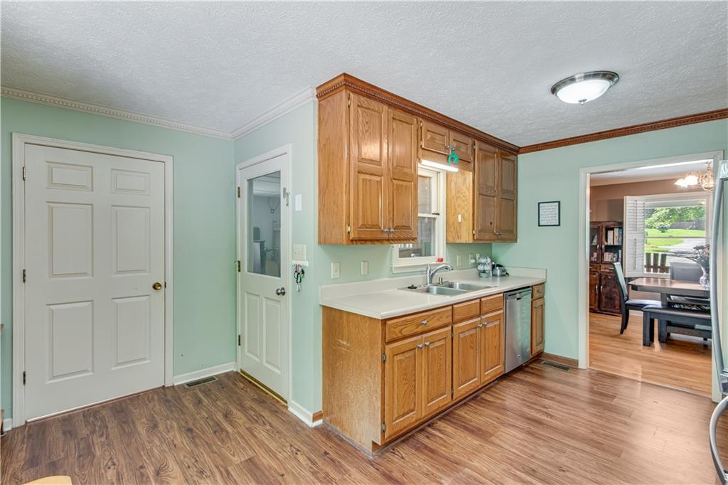 4745 Countryside Drive, Flowery Branch, Georgia image 13