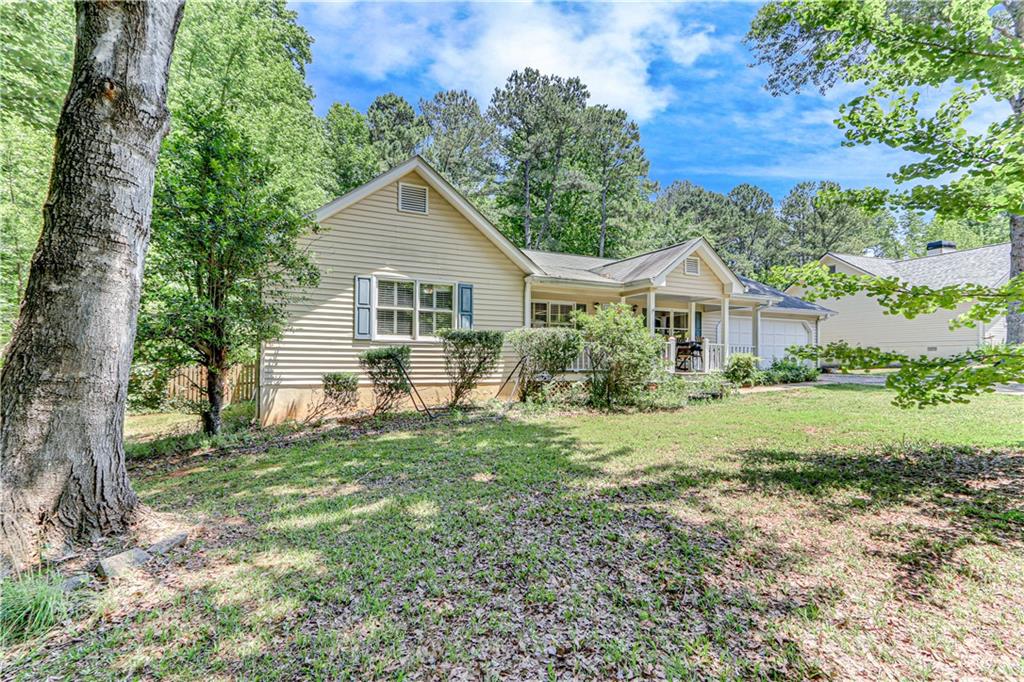 4745 Countryside Drive, Flowery Branch, Georgia image 38