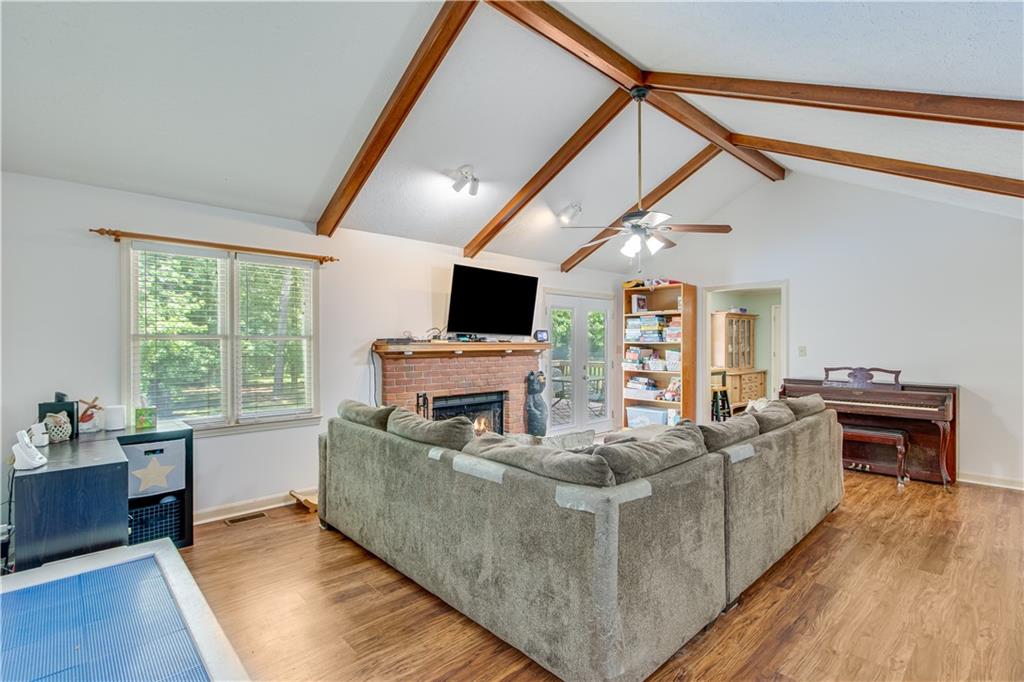 4745 Countryside Drive, Flowery Branch, Georgia image 4