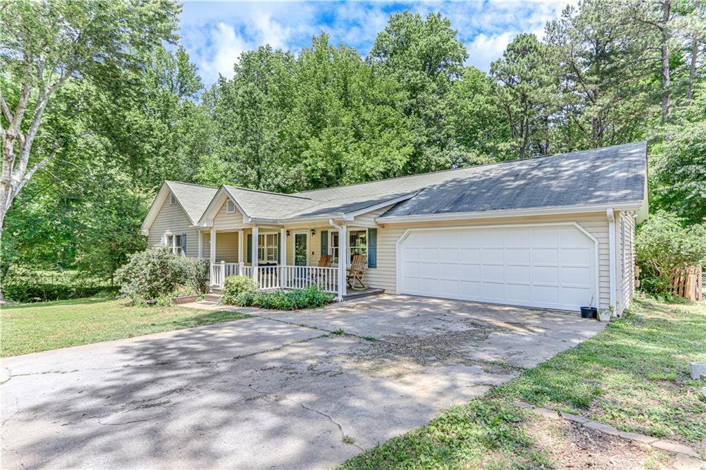 4745 Countryside Drive, Flowery Branch, Georgia image 40