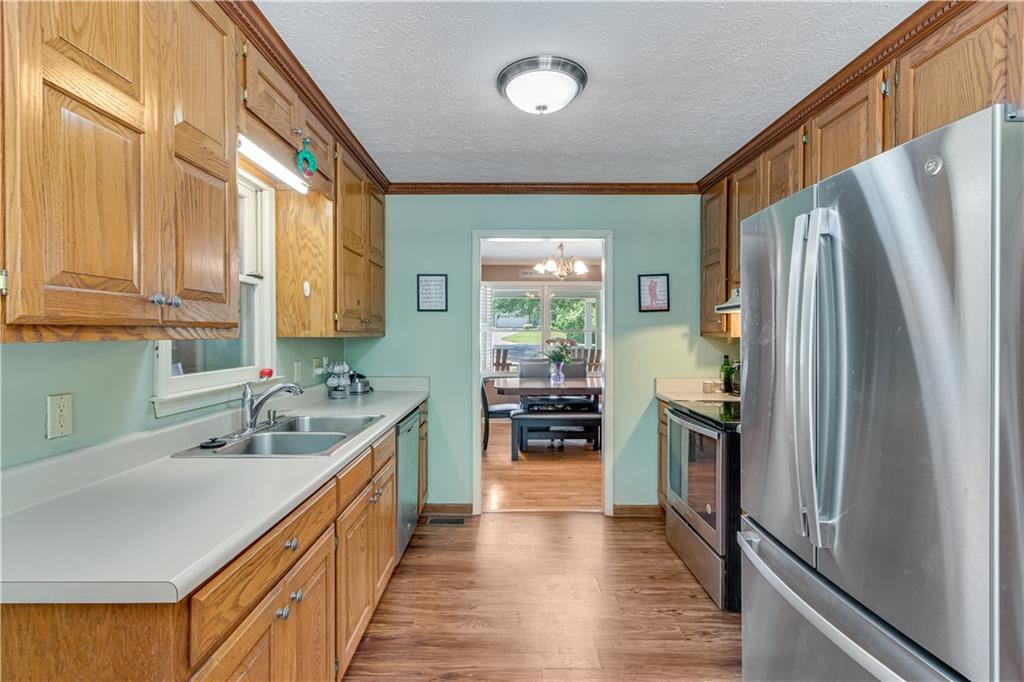 4745 Countryside Drive, Flowery Branch, Georgia image 3