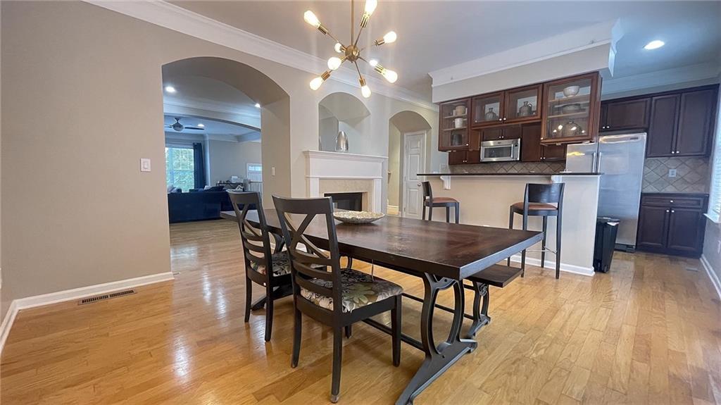 1760 Highlands View SE 5