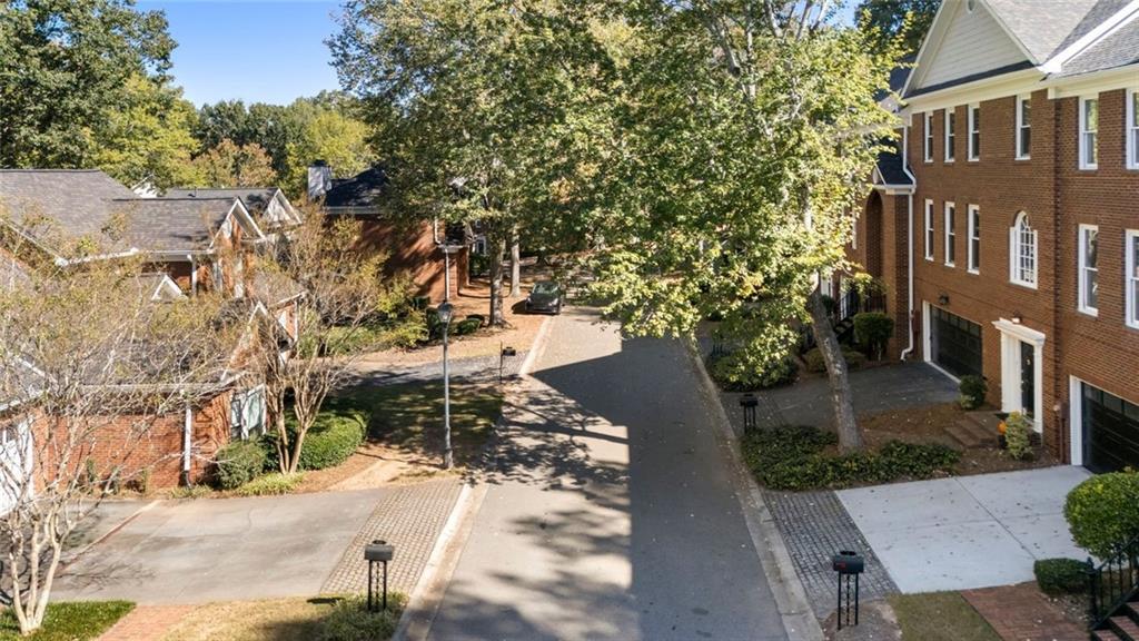 WYNGATE AT SPALDING - Residential