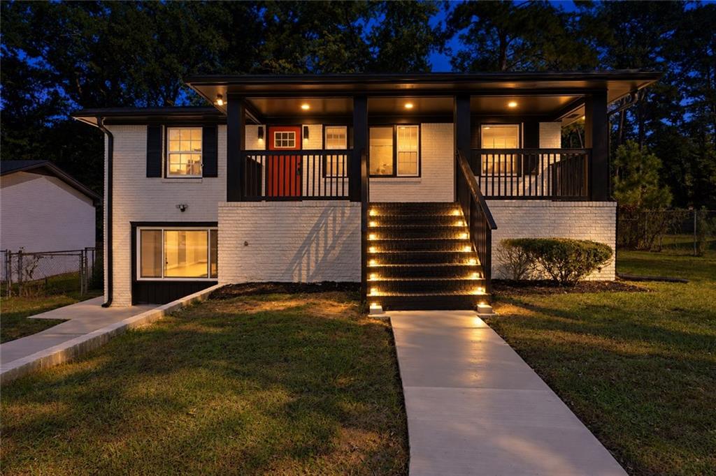 3869 Wisteria Lane SW
