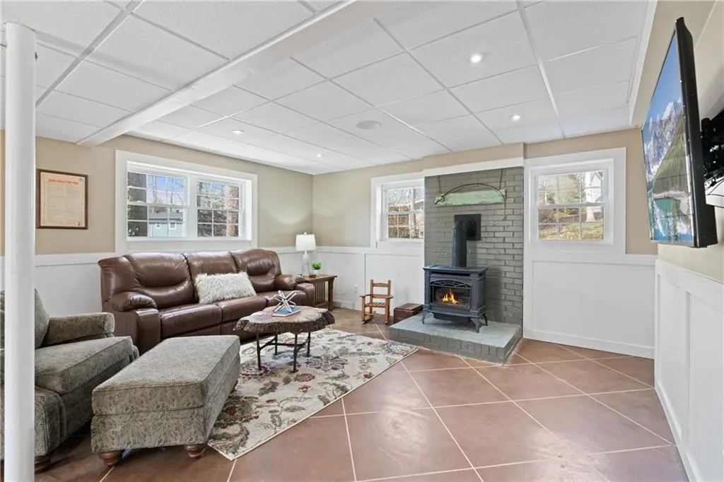 Cumming, Georgia 30041, United States, 4 Bedrooms Bedrooms, ,3 BathroomsBathrooms,Residential,Active,173172