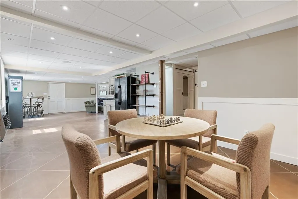 Cumming, Georgia 30041, United States, 4 Bedrooms Bedrooms, ,3 BathroomsBathrooms,Residential,Active,173172