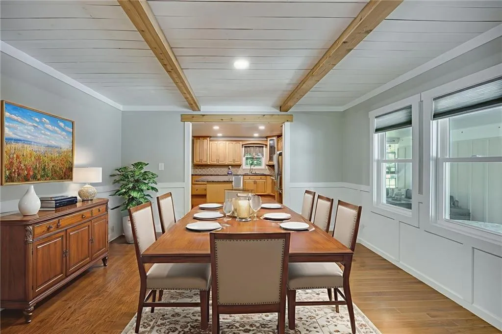 Cumming, Georgia 30041, United States, 4 Bedrooms Bedrooms, ,3 BathroomsBathrooms,Residential,Active,173172