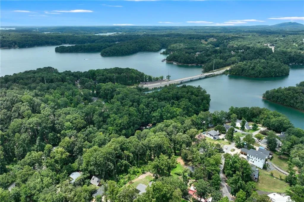 Cumming, Georgia 30041, United States, 4 Bedrooms Bedrooms, ,3 BathroomsBathrooms,Residential,Active,173172