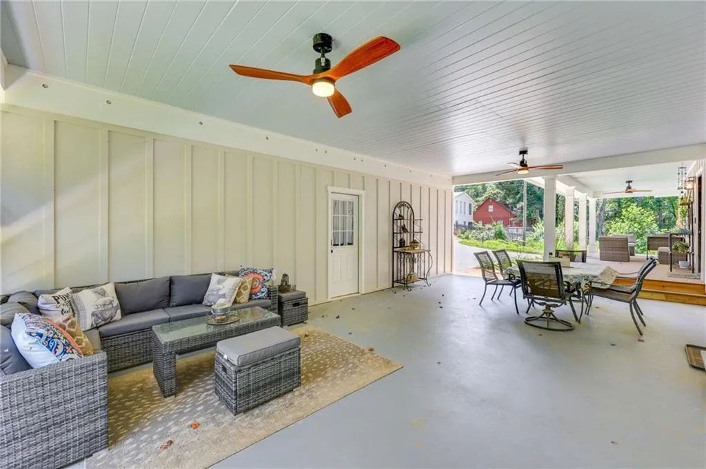 Cumming, Georgia 30041, United States, 4 Bedrooms Bedrooms, ,3 BathroomsBathrooms,Residential,Active,173172