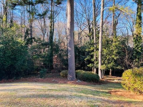 A home in Lilburn