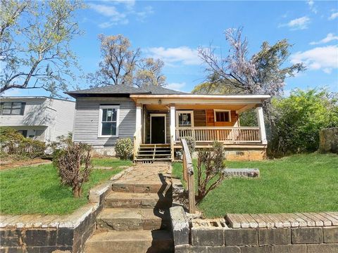 Photo of 1237 Greenwich Street SW, Atlanta, GA 30310 (MLS # 7359137)