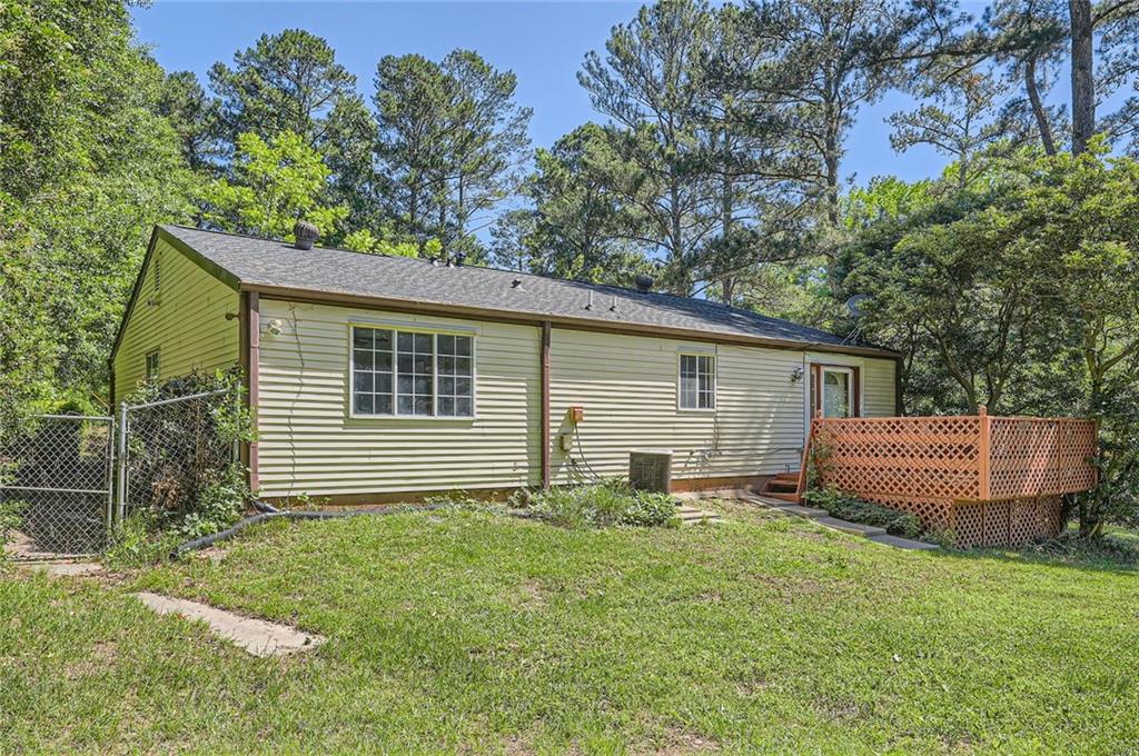 2948 Sagewood Drive, Snellville, Georgia image 26