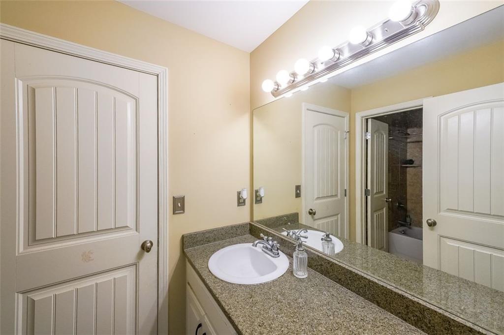 4408 Meadowwood Drive, Loganville, Georgia image 20