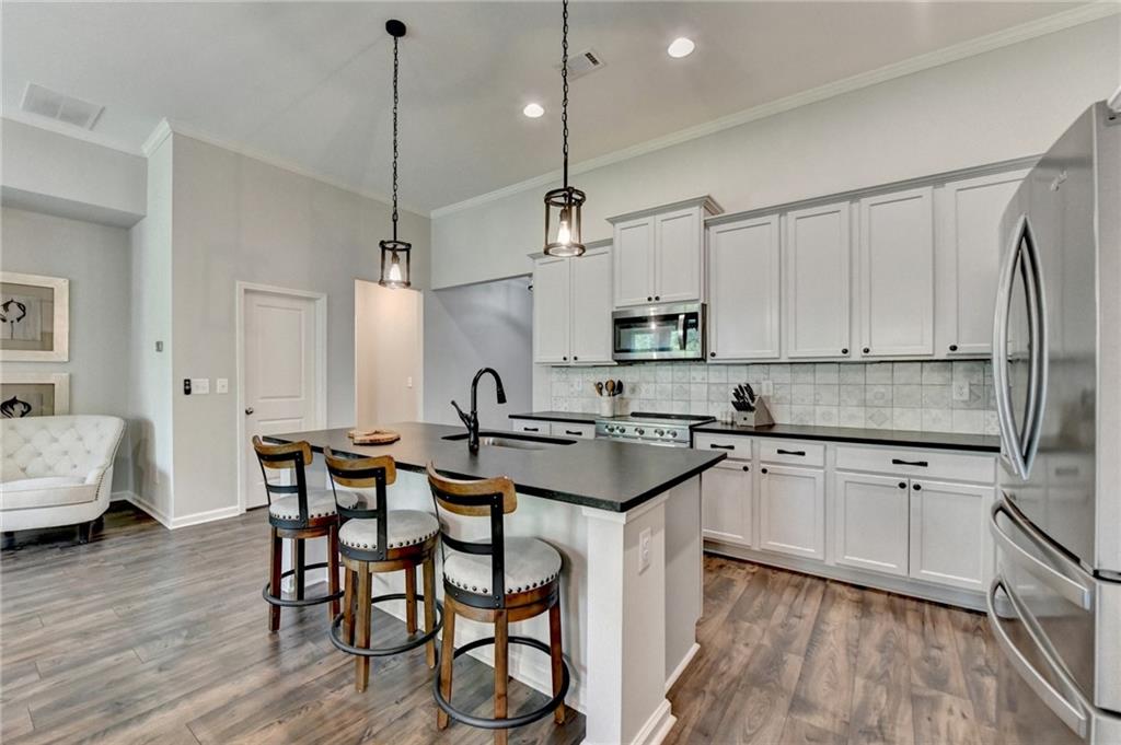 5446 Railway Lane, Flowery Branch, Georgia image 9