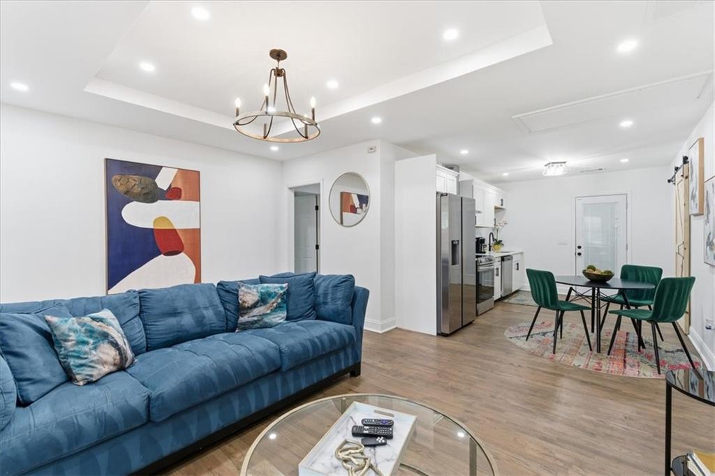 749 Bonnie Brae Avenue SW