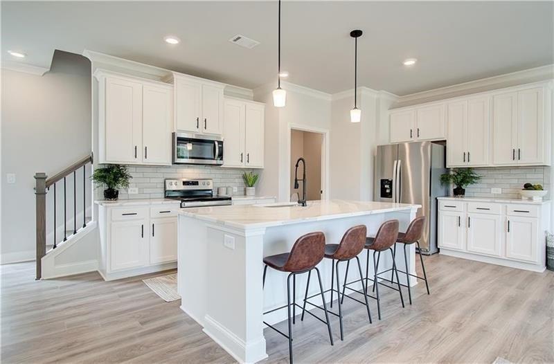 4672 Cypress Landing Way