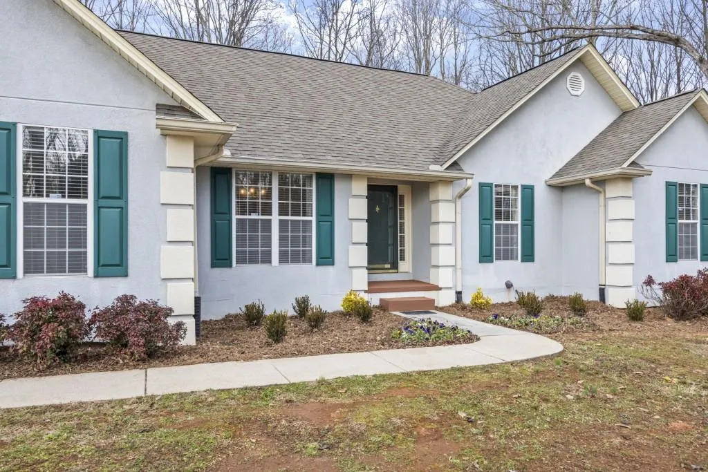 Martin, Georgia 30557, United States, 3 Bedrooms Bedrooms, ,3 BathroomsBathrooms,Residential,Active,96864