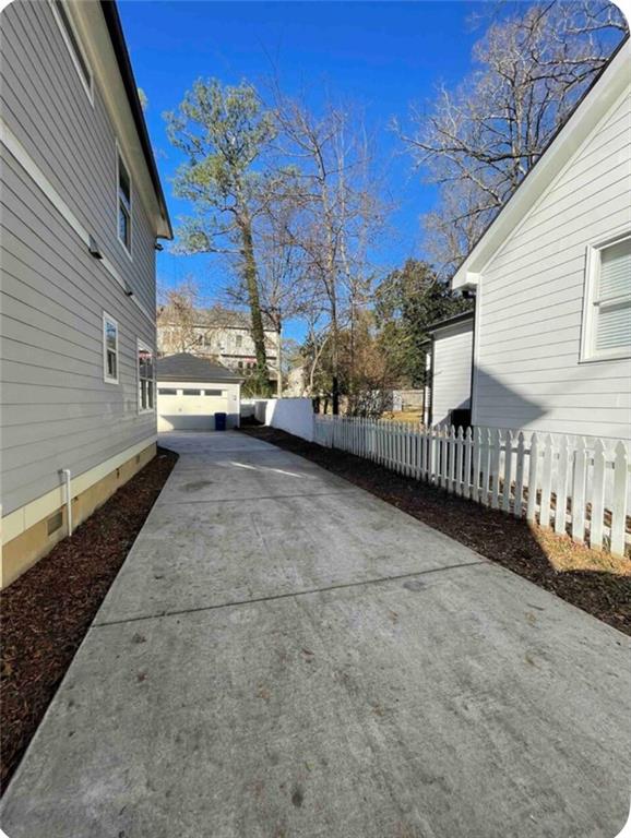 2668 Memorial Drive SE