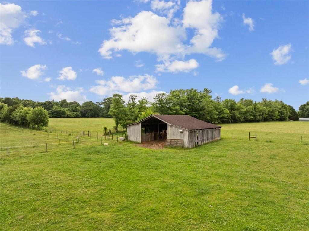 2388 River Bend Road SW