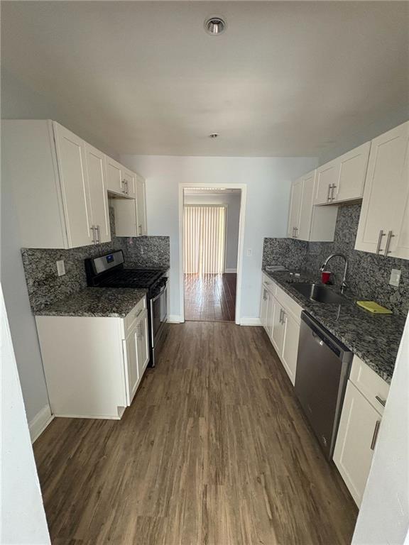 ASHBOROUGH VILLAGE - Residential