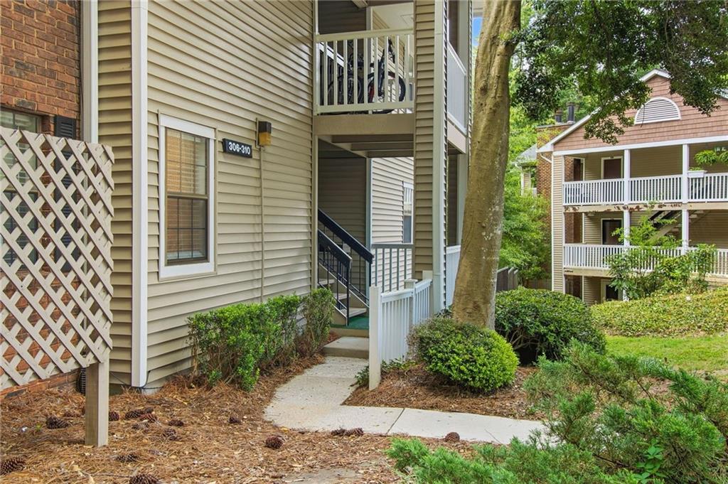 307 Barrington Hills Drive