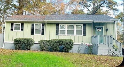 Photo of 2235 Baker Road NW, Atlanta, GA 30318 (MLS # 7747339)