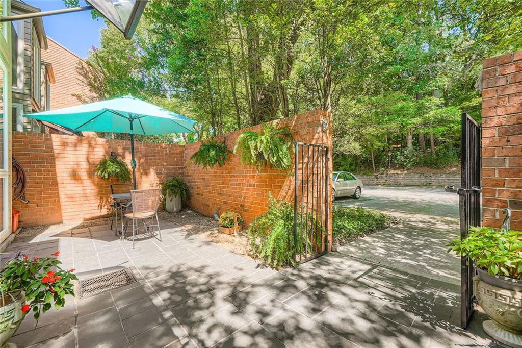 54 Willow Glen
