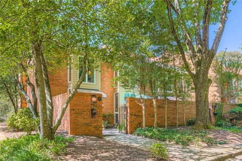 54 Willow Glen Atlanta GA 30342