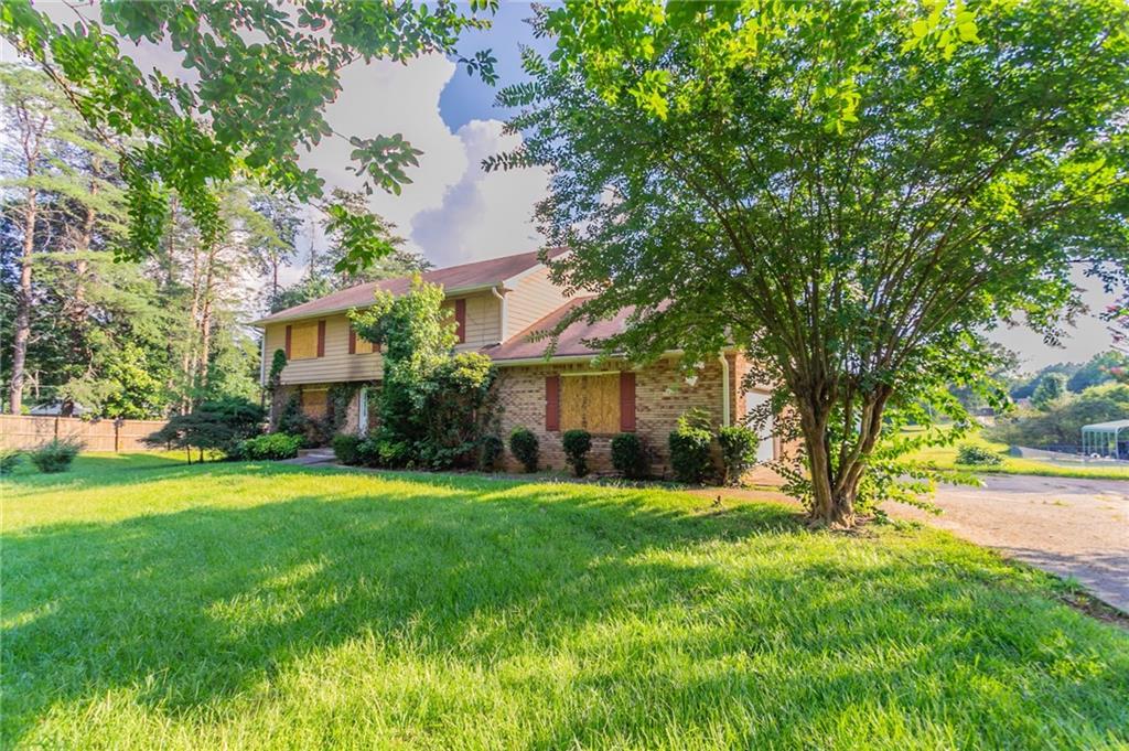 405 Fairfield Circle