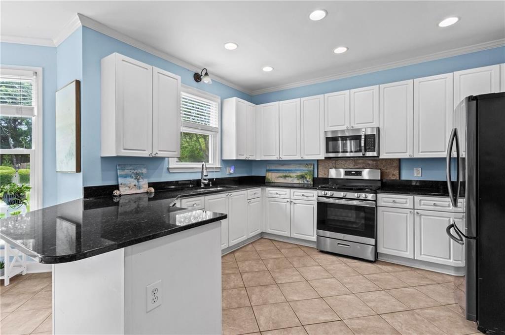 4365 Wicklow Court, Suwanee, Georgia image 13