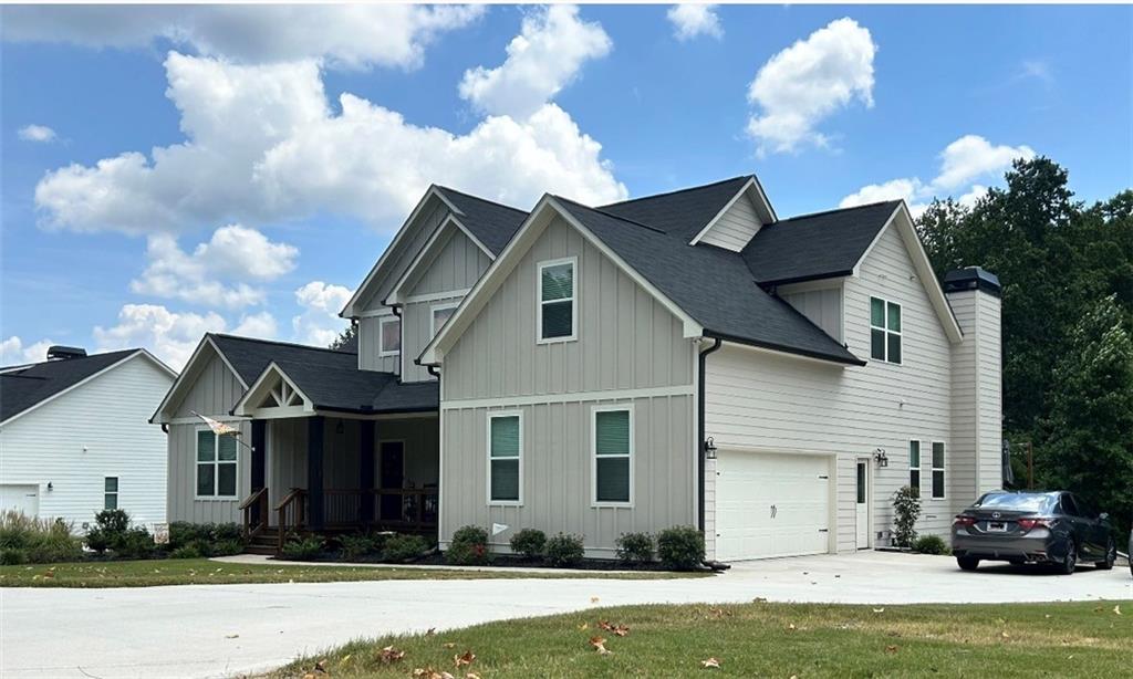 202 Old Lake Lane