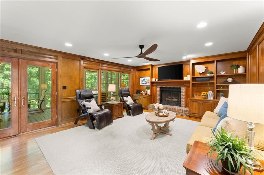 2841 Landing Drive