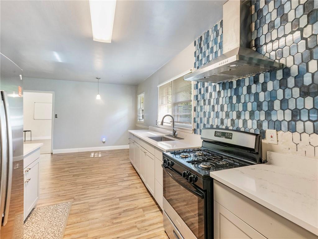 830 Venetta Place NW