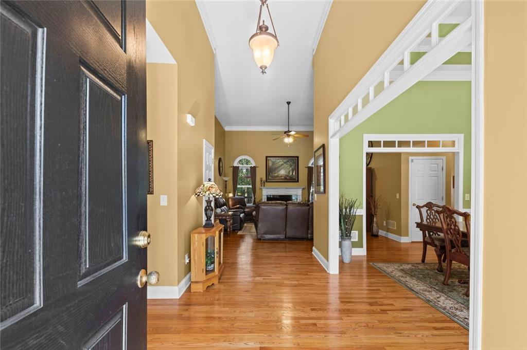 260 Tennyson Knoll