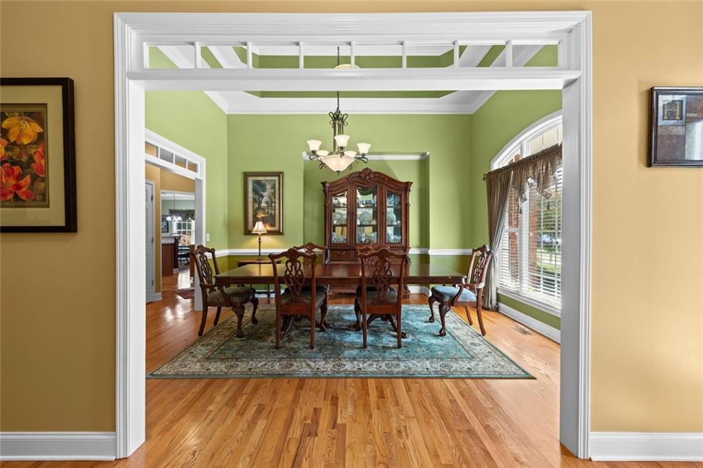 260 Tennyson Knoll
