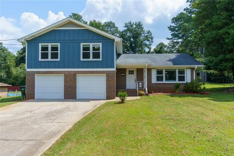 Photo of 5800 Cedar Lane SW, Mableton, GA 30126 (MLS # 7663290) Photo of 5800 Cedar Lane SW, Mableton, GA 30126 (MLS # 7663290)