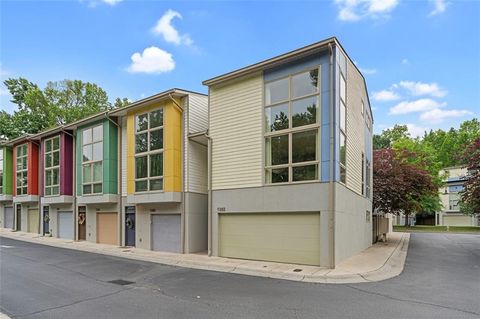 Townhouse For Sale - 1362 Peter Haughton Way<br/> Atlanta, GA 30318
