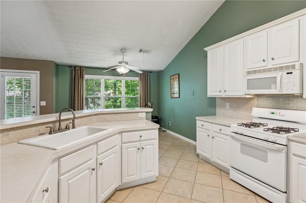 726 Sunset Ridge Lane, Lawrenceville, Georgia image 16