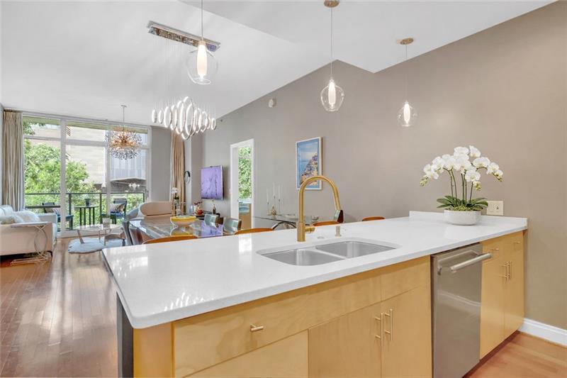 905 Juniper Street NW 410