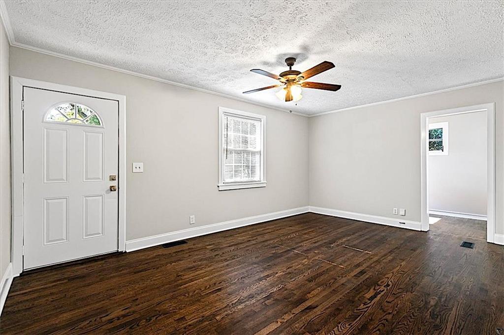 132 Northcutt Street SW