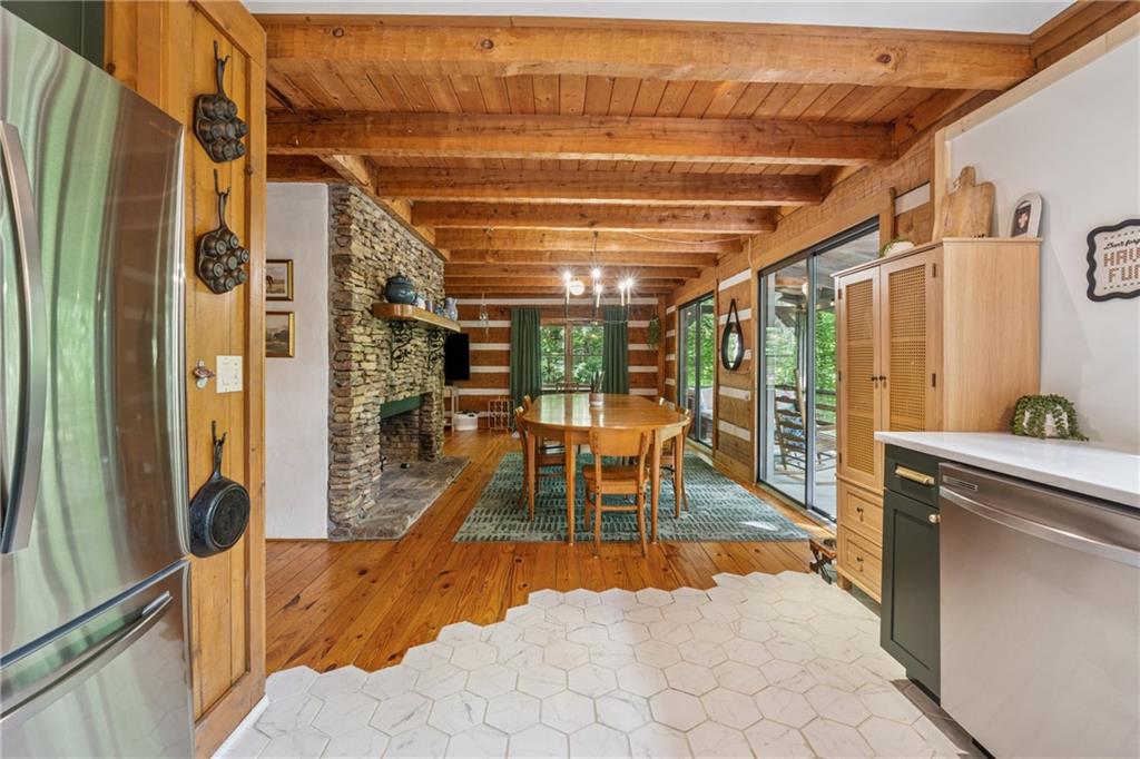 1074 Quail Cove Drive, Jasper, Georgia image 13