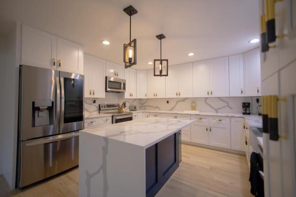 253 Lamon Avenue SE