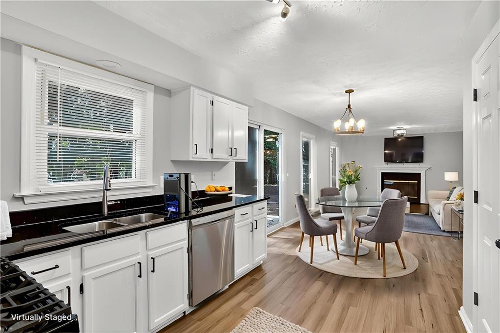 524 Meadowfield Court