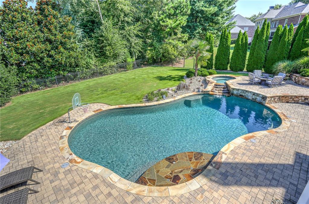 1043 Meadow Club Court
