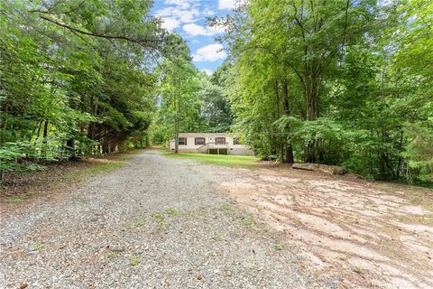 A home in Dahlonega